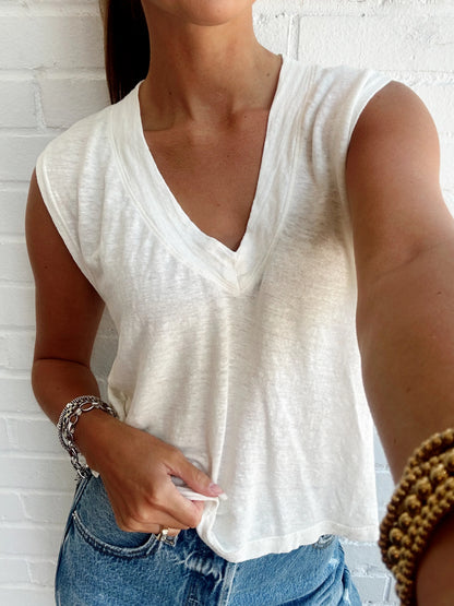 LUCY SLEEVELESS V NECK TANK