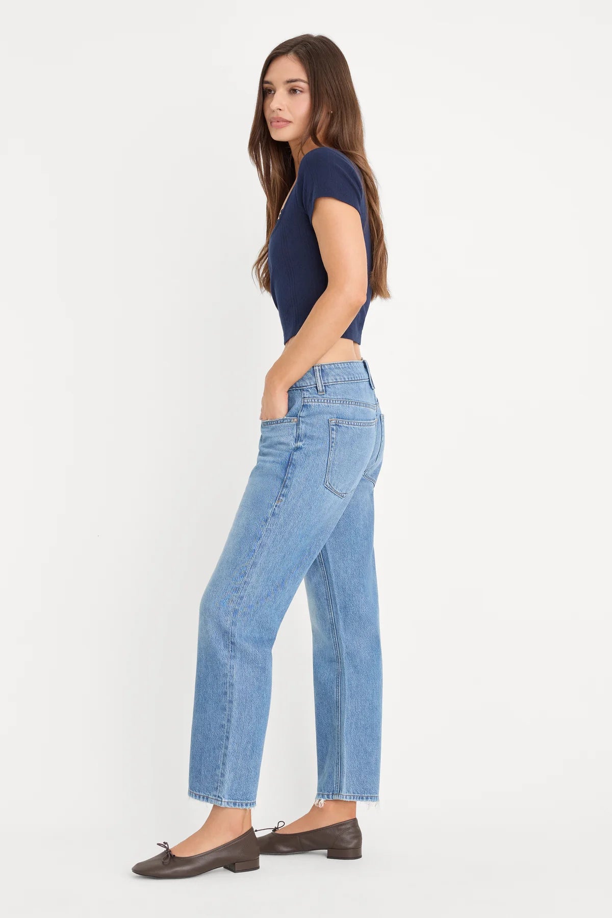 WEIGHTLESS BOYFRIEND JEAN