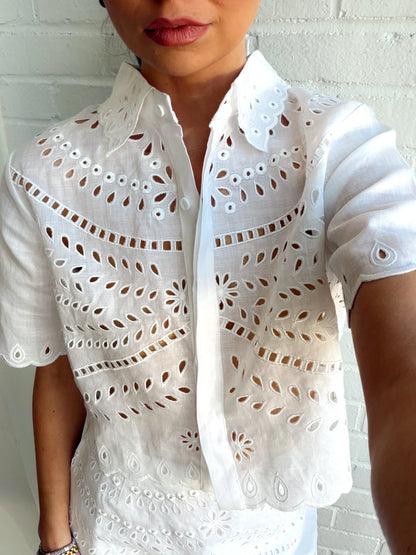 ELIN EMBROIDERED TOP