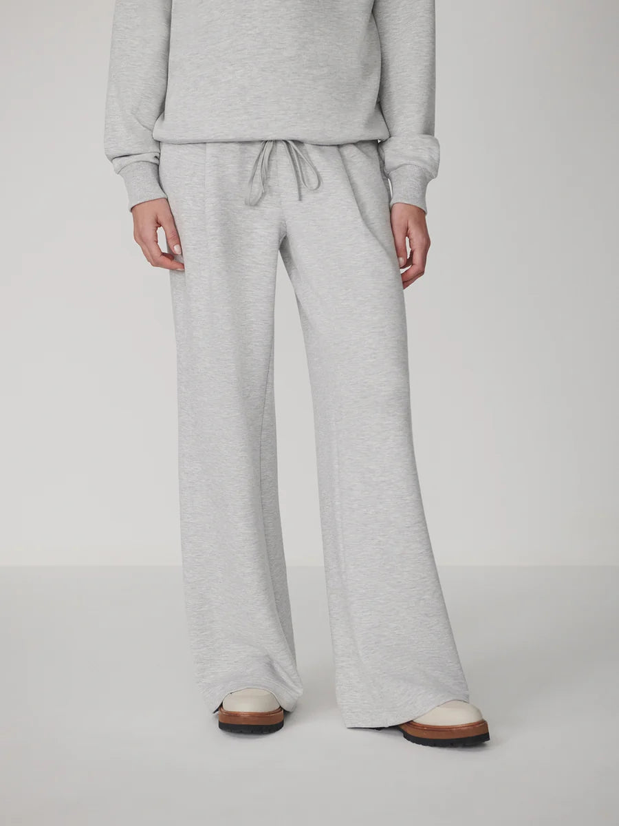 THE EXTRA WIDE LEG PANT 29.5"