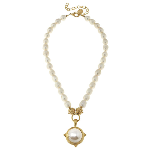 FRESHWATER PEARL CAB NECKLACE