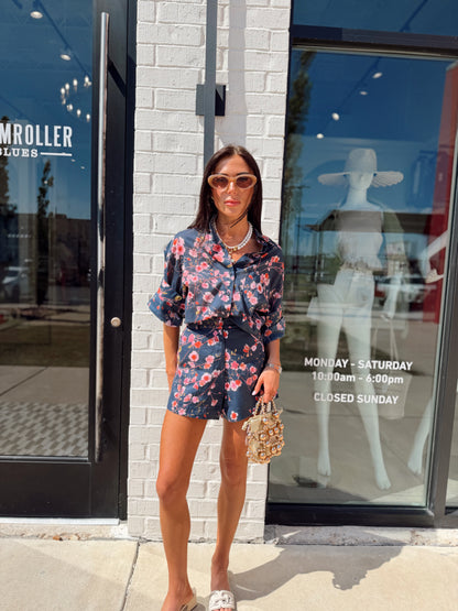 LOLA PRINT SHIRT