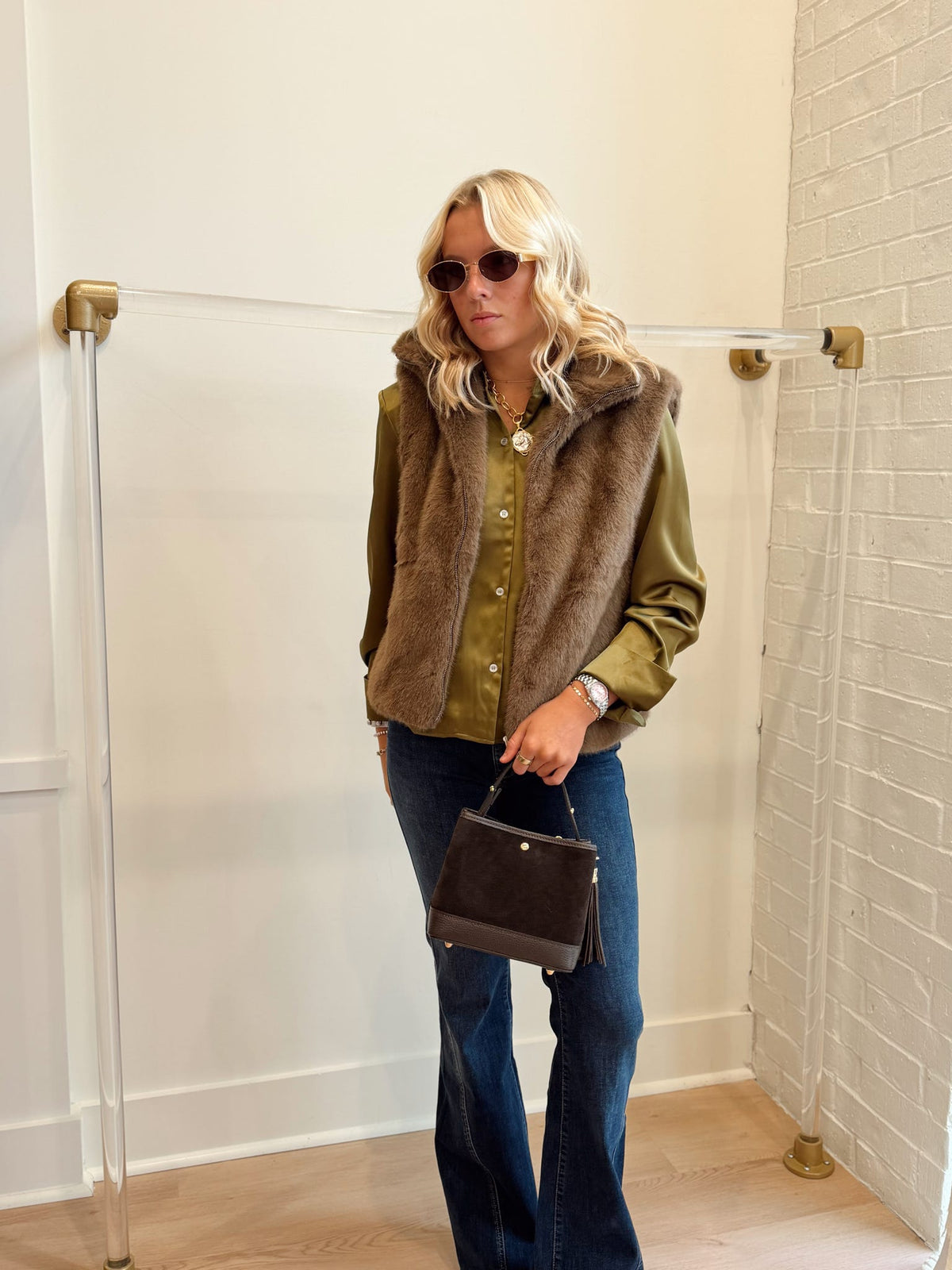 HIGH NECK FAUX FUR ZIP VEST