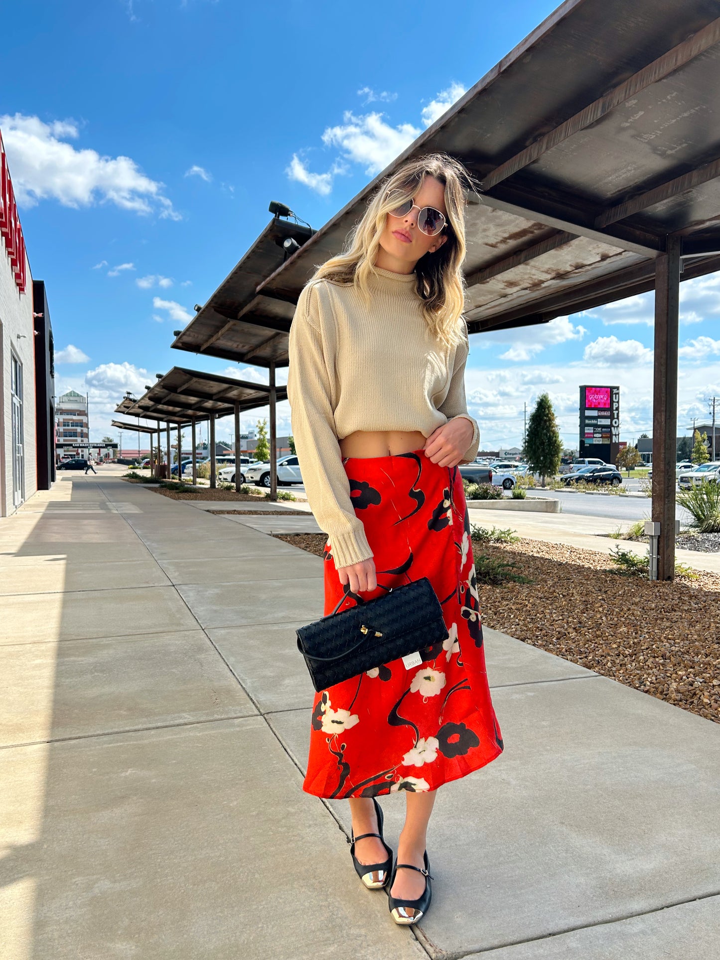 FLORAL SATIN SKIRT