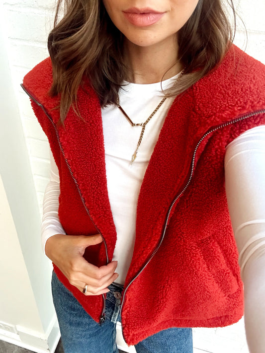 BAYLOR SHERPA VEST