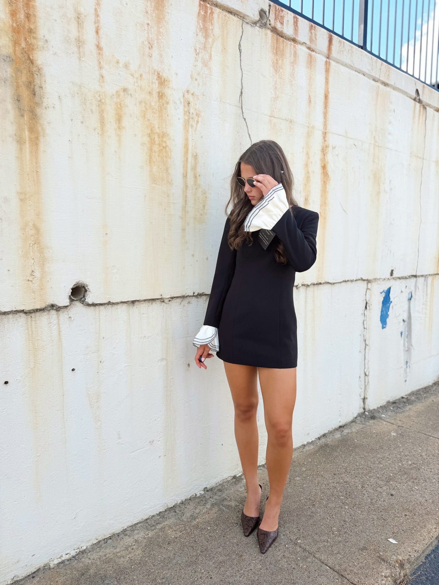 RUFFLE DETAILED LS MINI DRESS