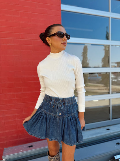 DENIM RUFFLE MINI SKIRT
