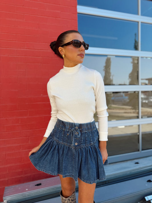 DENIM RUFFLE MINI SKIRT
