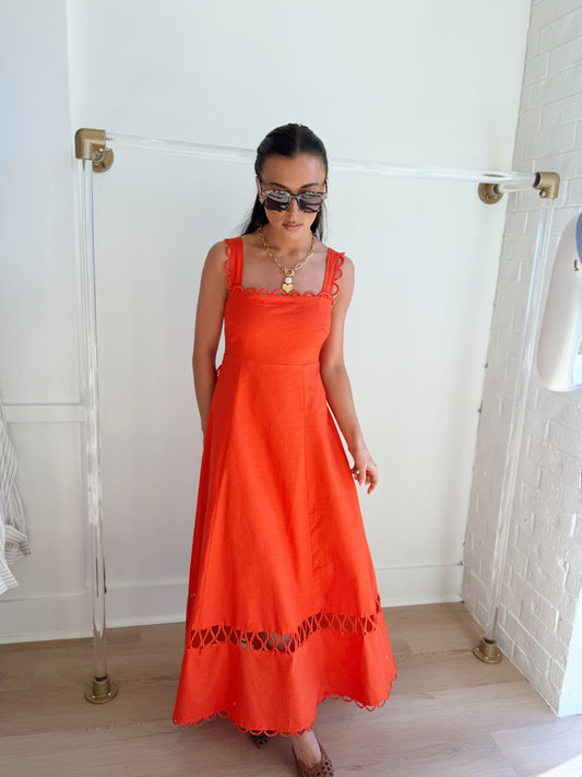 LINEN SCALLOPED DETAIL MIDI DRESS