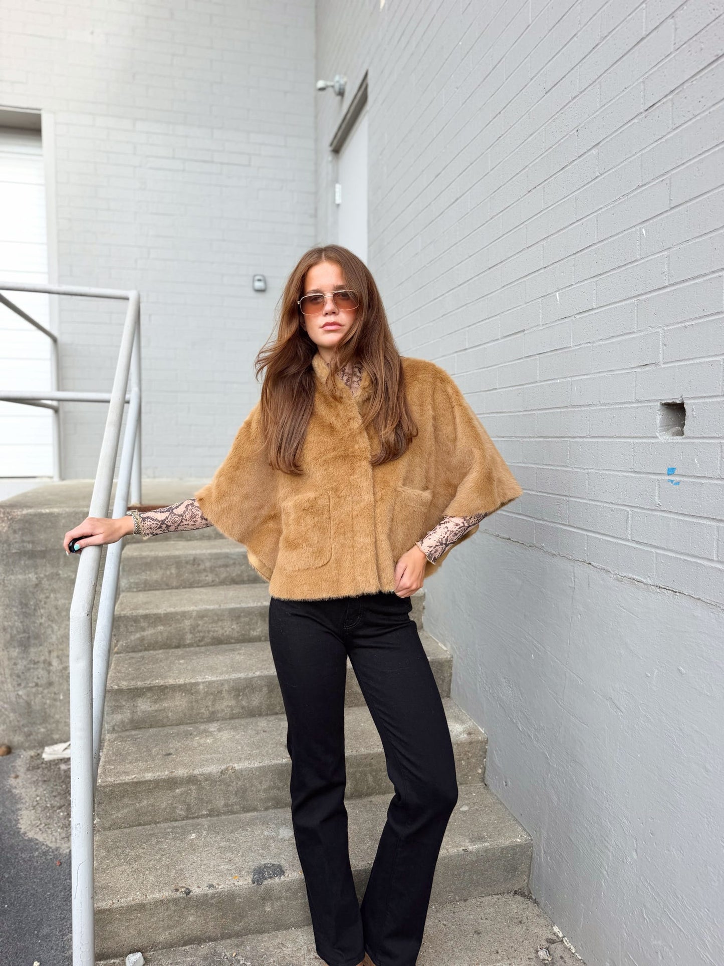 FUR CAPE JACKET W/ PATCH POCKET