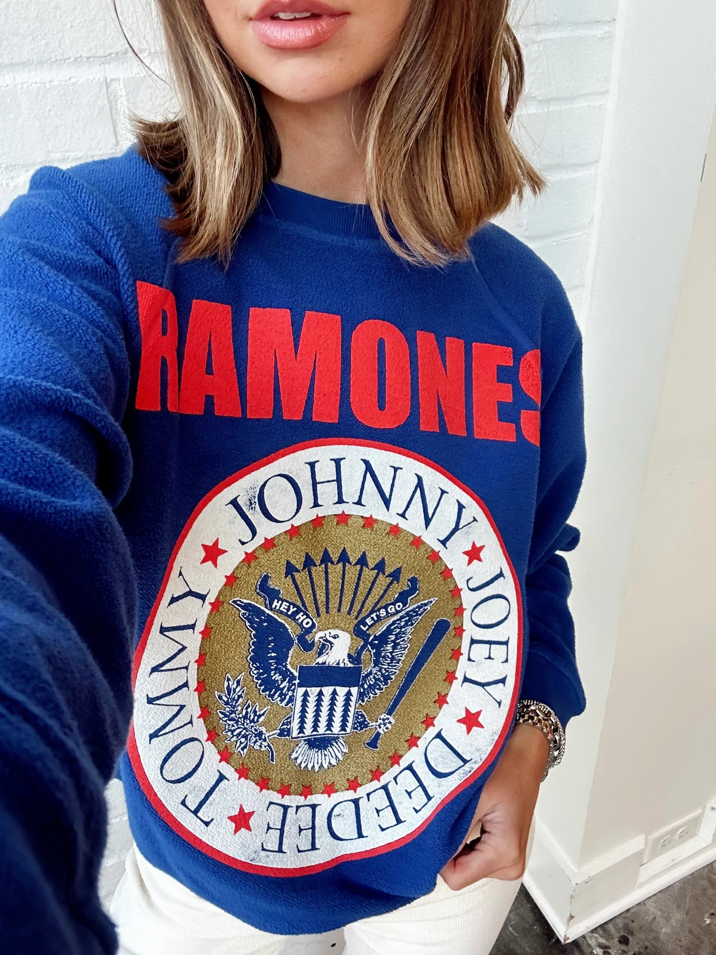 RAMONES GOLD SEAL REVERSE RAGLAN CREW