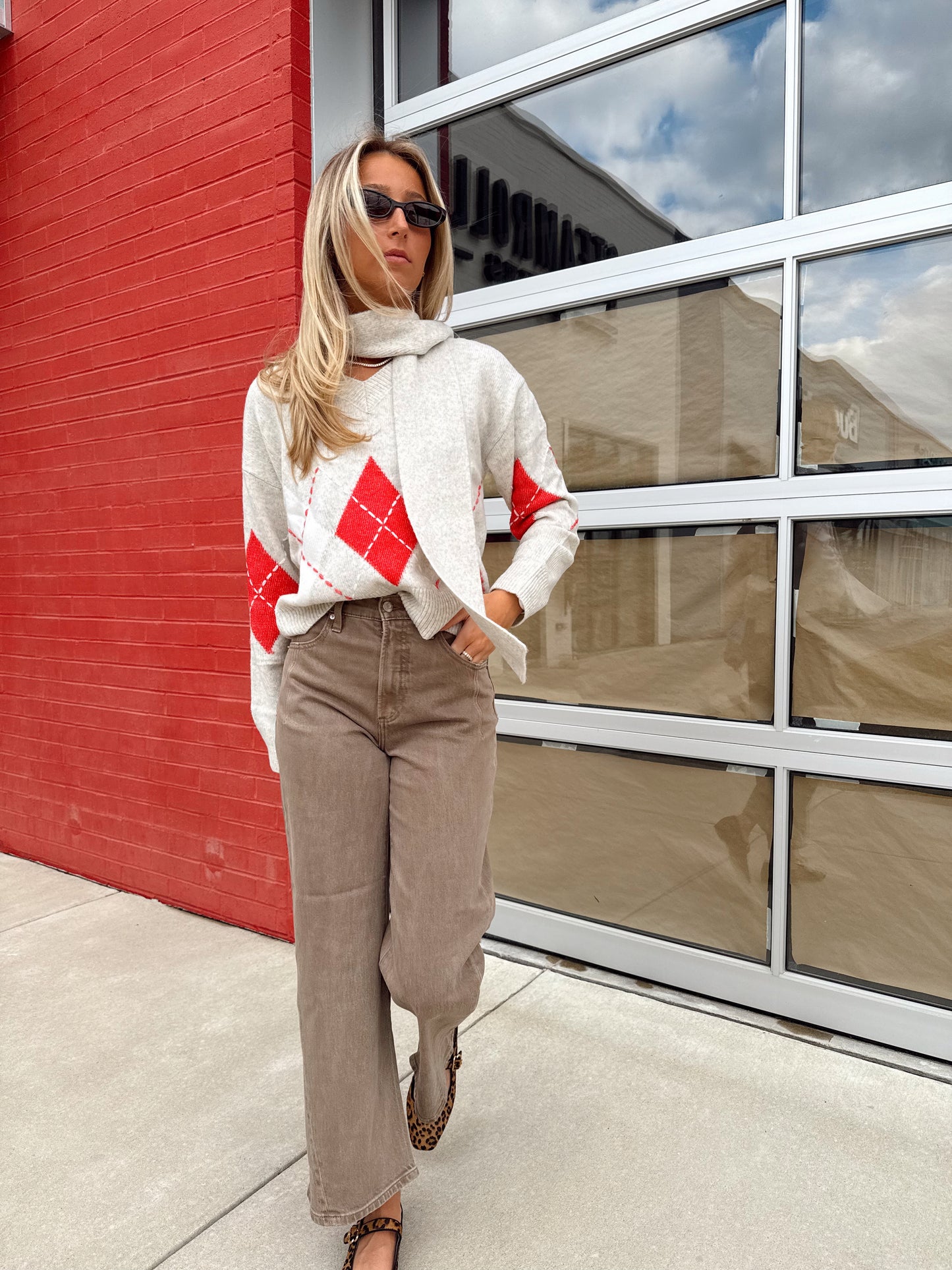 ARGYLE SCARF SWEATER