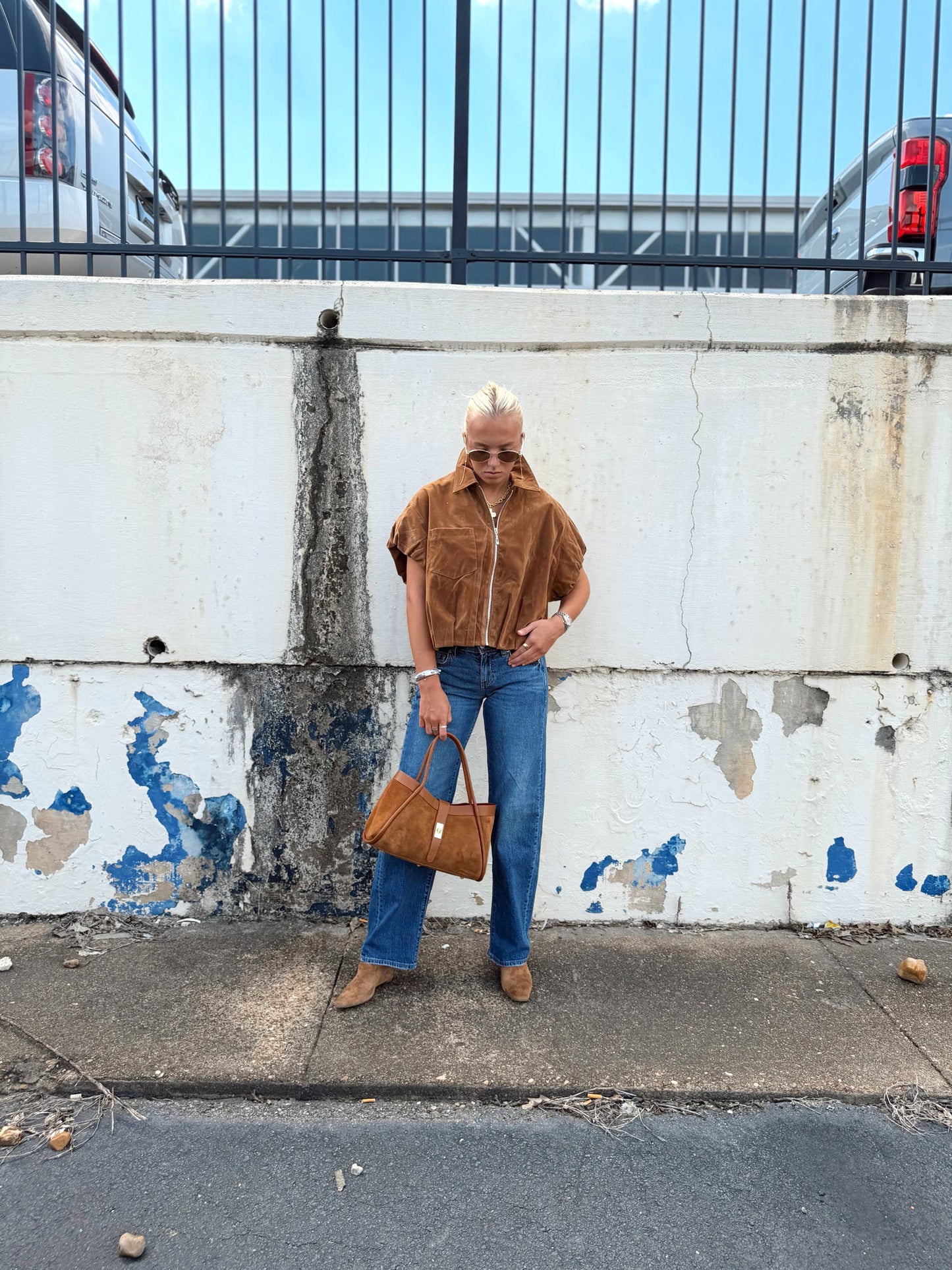 SLEEVELESS SUEDE ZIP JACKET