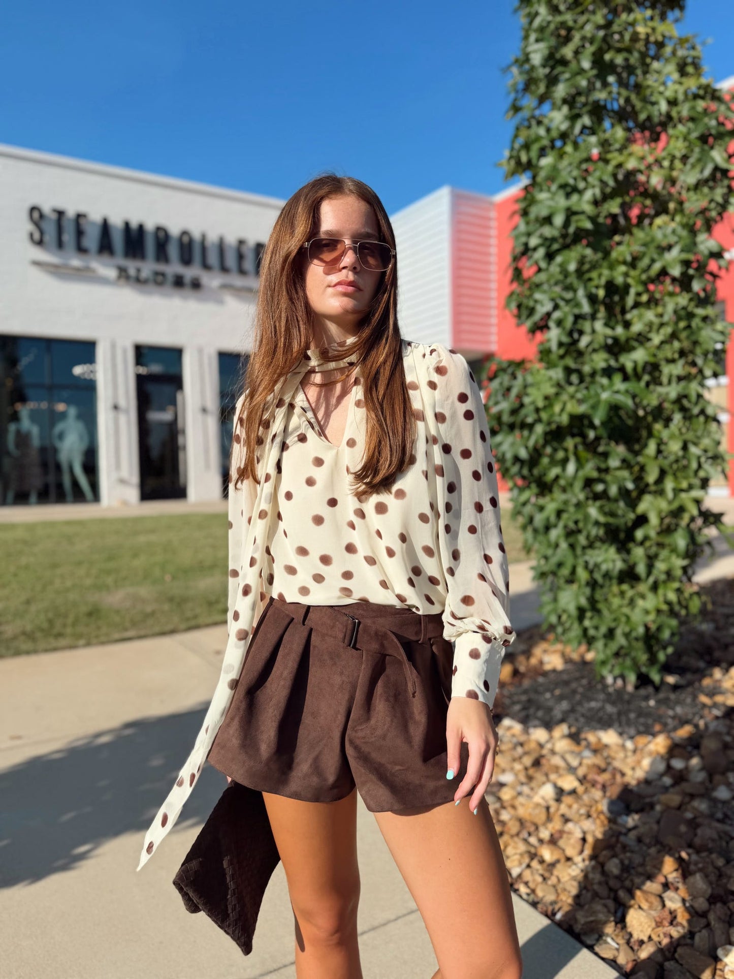 CREAM BLOUSE