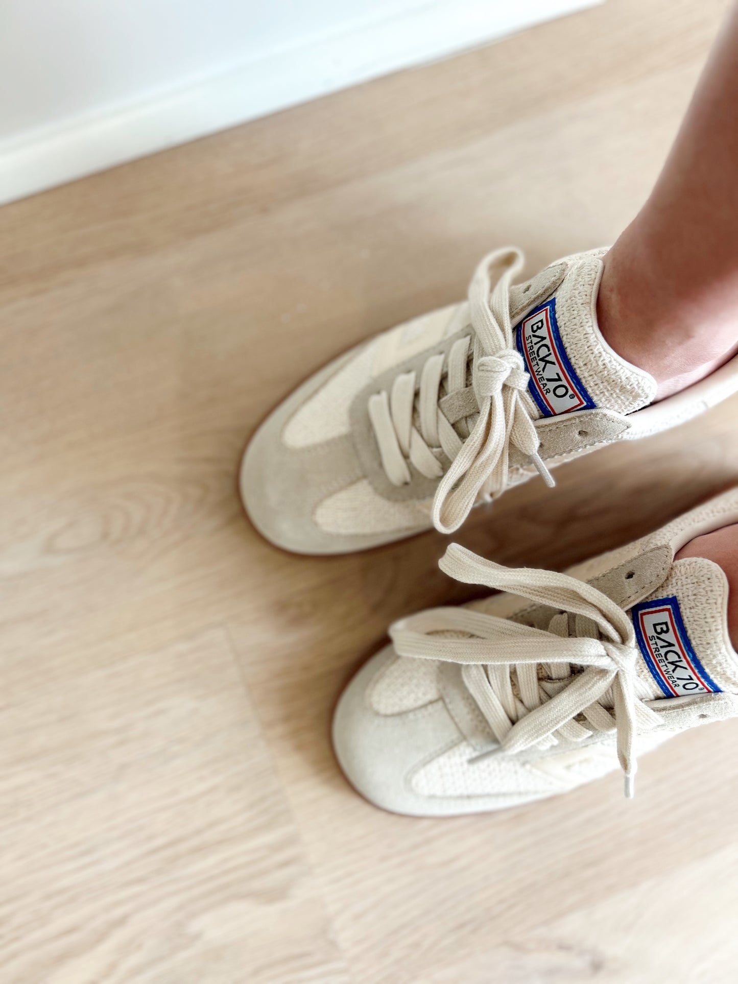 IUTA SNEAKER