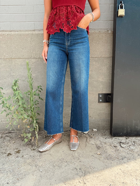 LANA CROP