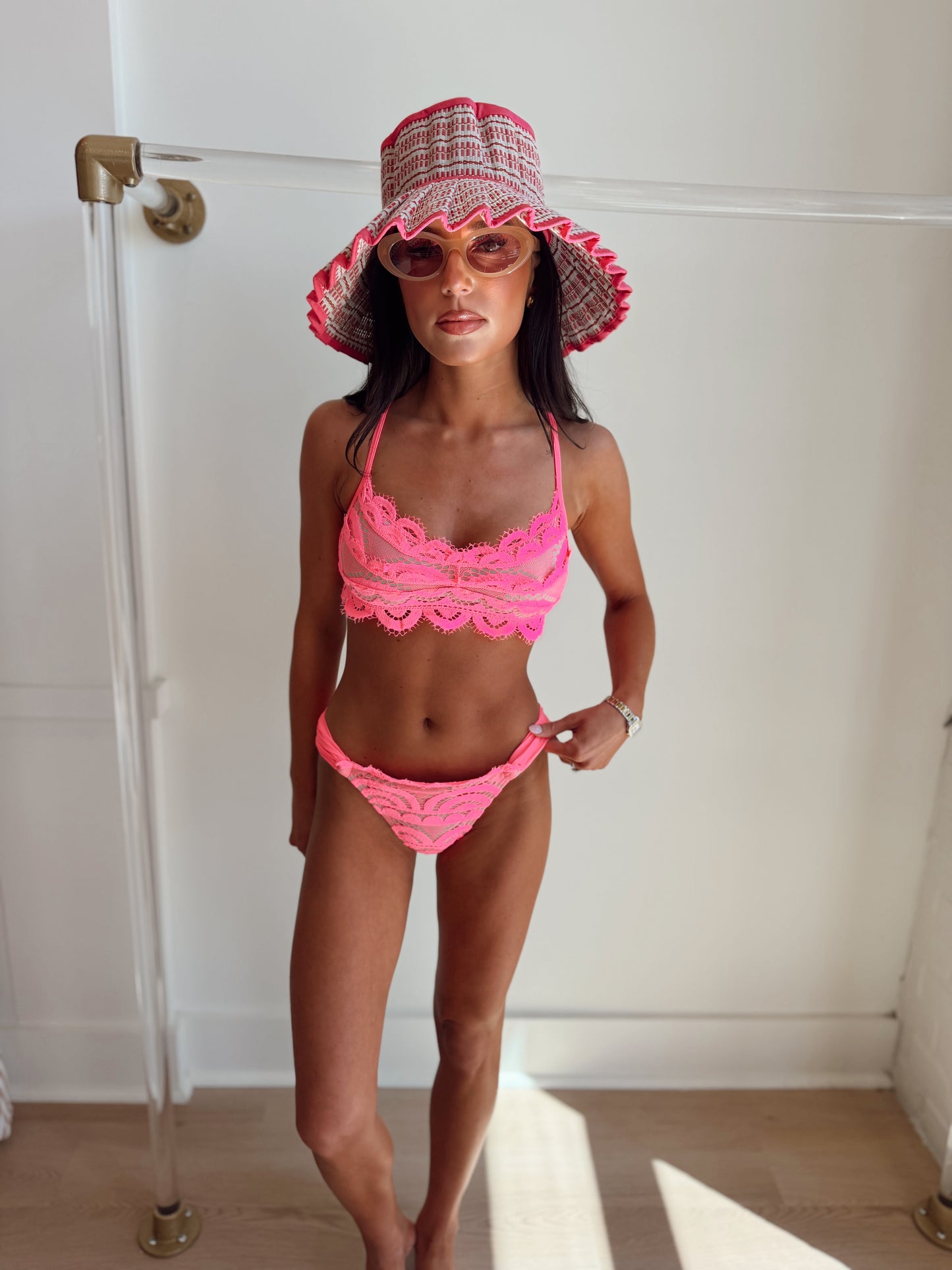 LACE FANNED BOTTOM FULL