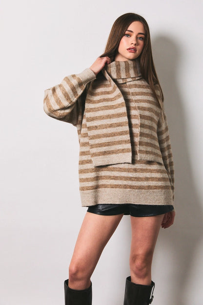 OVERSIZED SWEATER WITH SCARF
