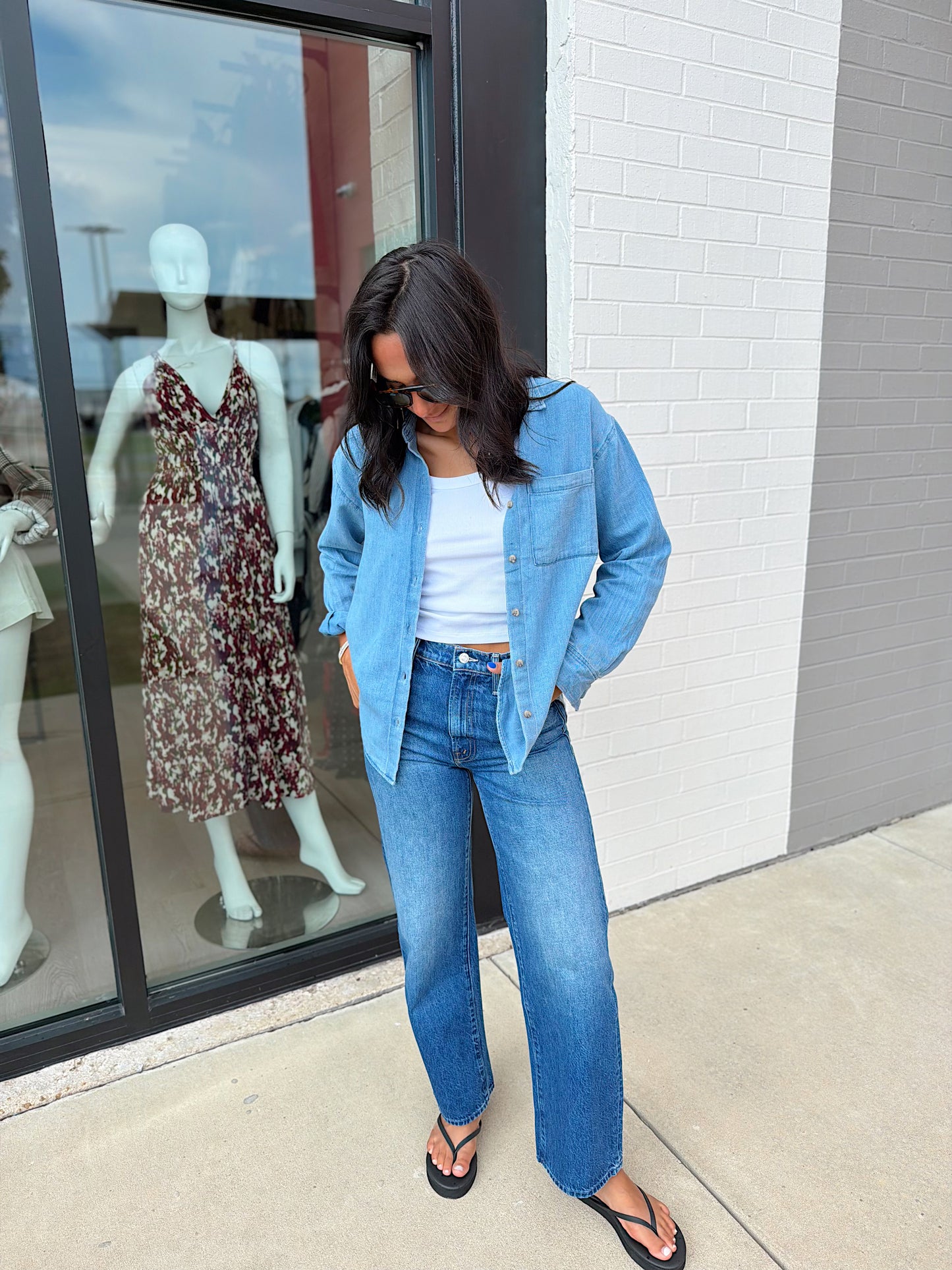 THE PERFECT WILL BUTTON UP
