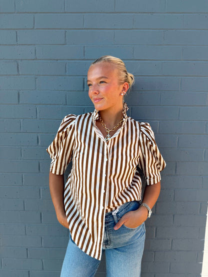 STRIPED RUFFLE NECK BUTTON UP
