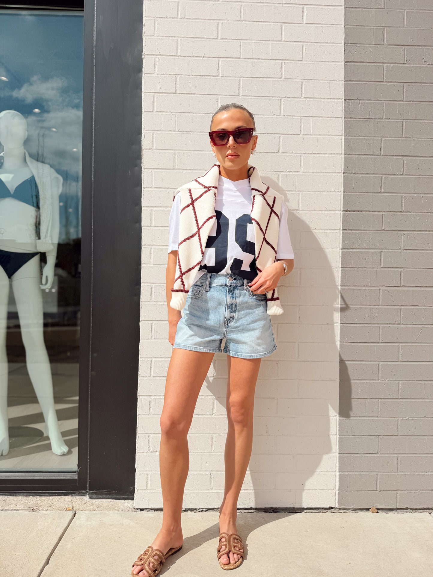 OLIVIA SHORT SLEEVE V NECK TEE