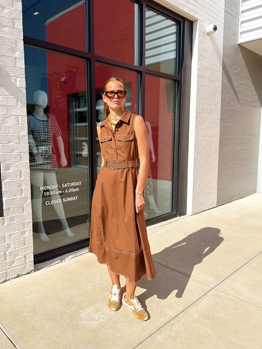 V-NECK SLEEVELESS DRESS