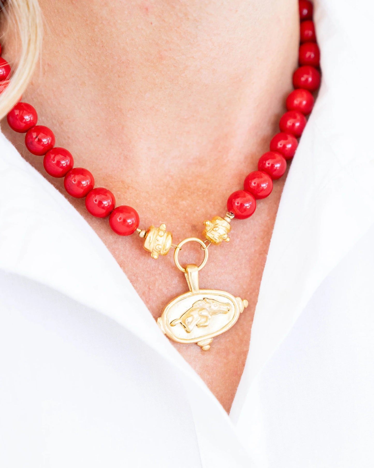 WILD HOG INTAGLIO NECKLACE