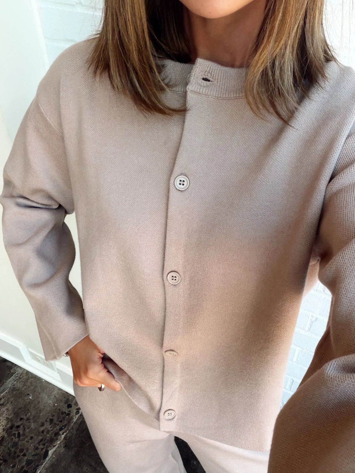CREWNECK BUTTON DOWN CARDIGAN
