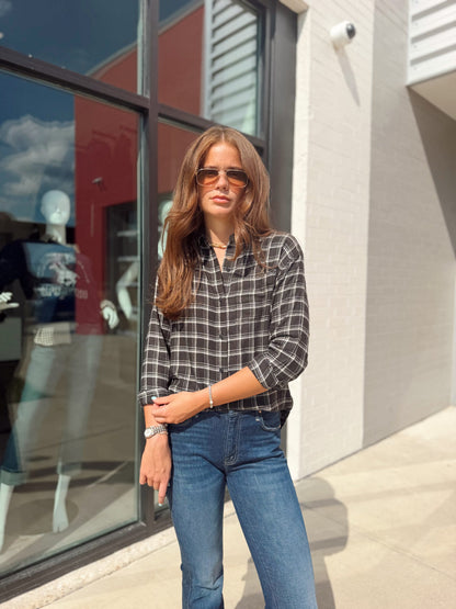 RIVER PLAID BUTTON UP