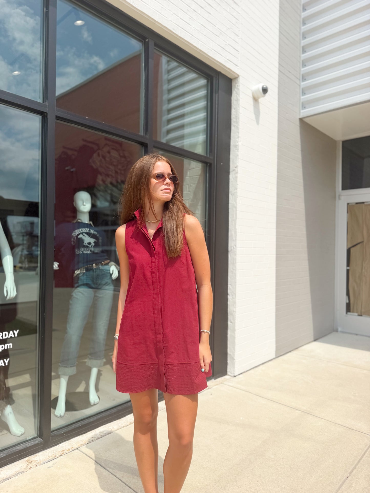 COLLARED SLEEVELESS MINI DRESS