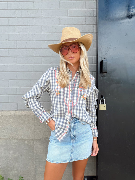 EMBROIDERED WESTERN TOP