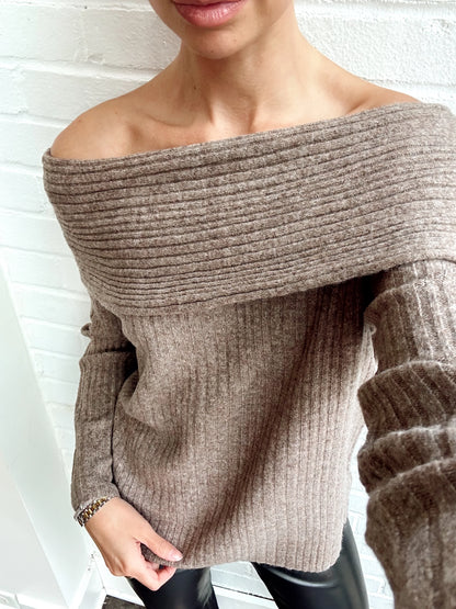 KENDRA SWEATER