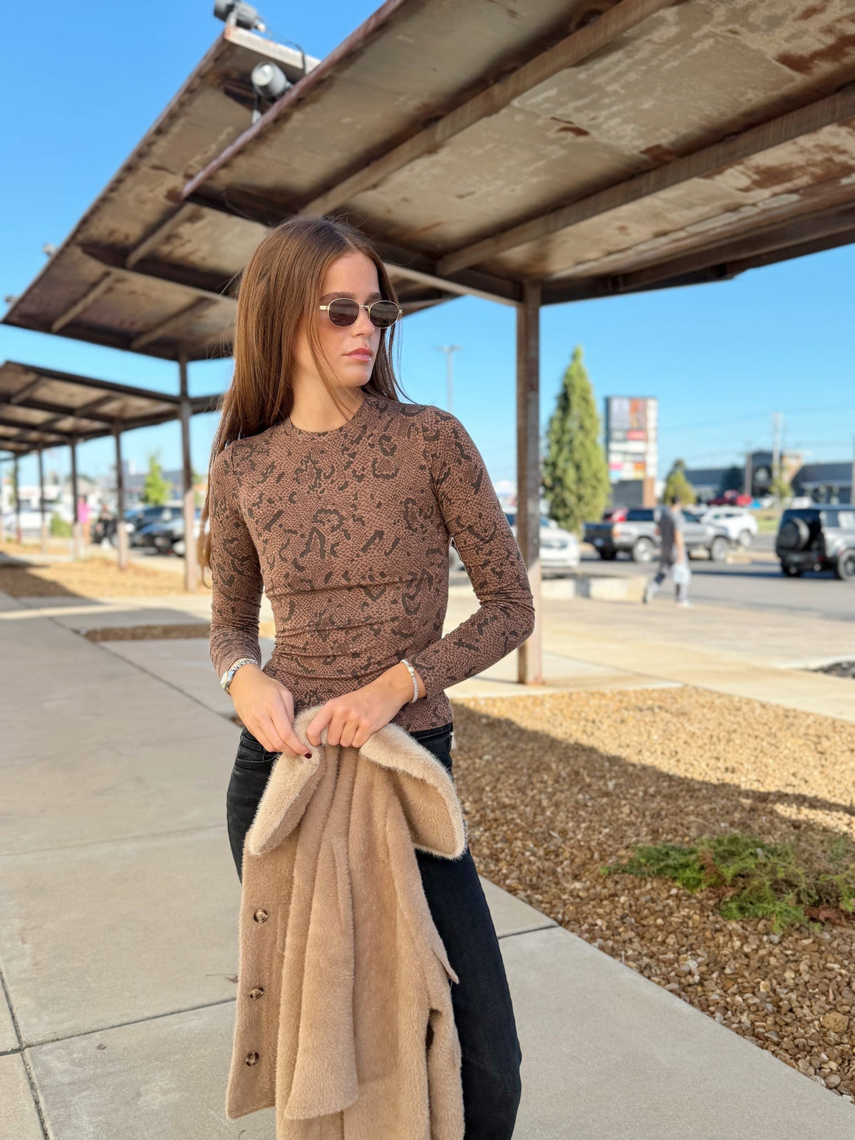 ONYX SNAKE TOP