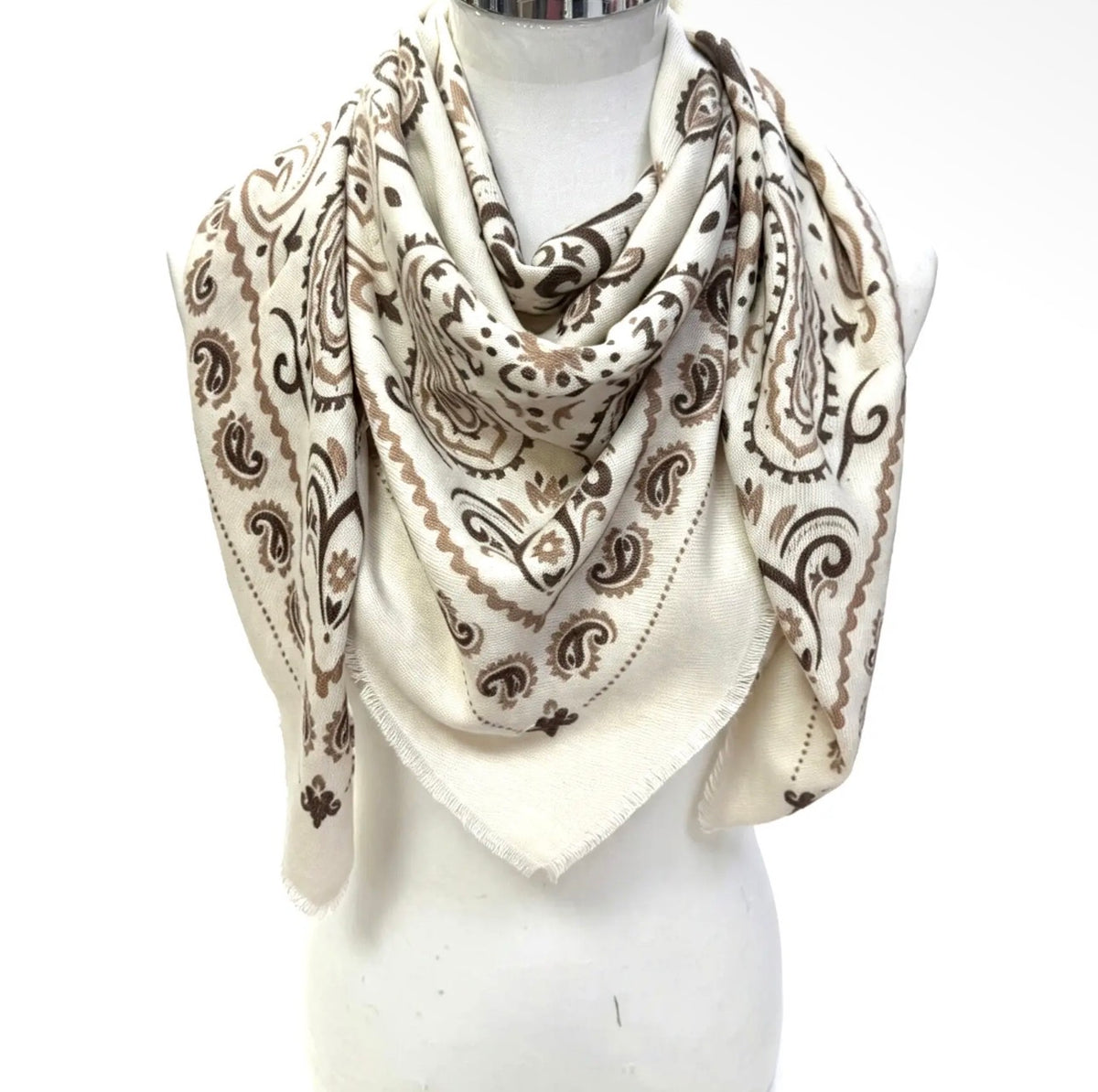 K21 LARGE WOOLEN SQUARE BANDANA