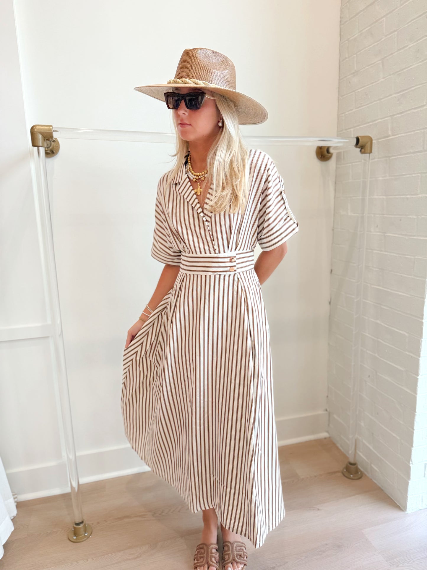 MIDI DRESS WITH DOLMAN SHORT SLEEVE