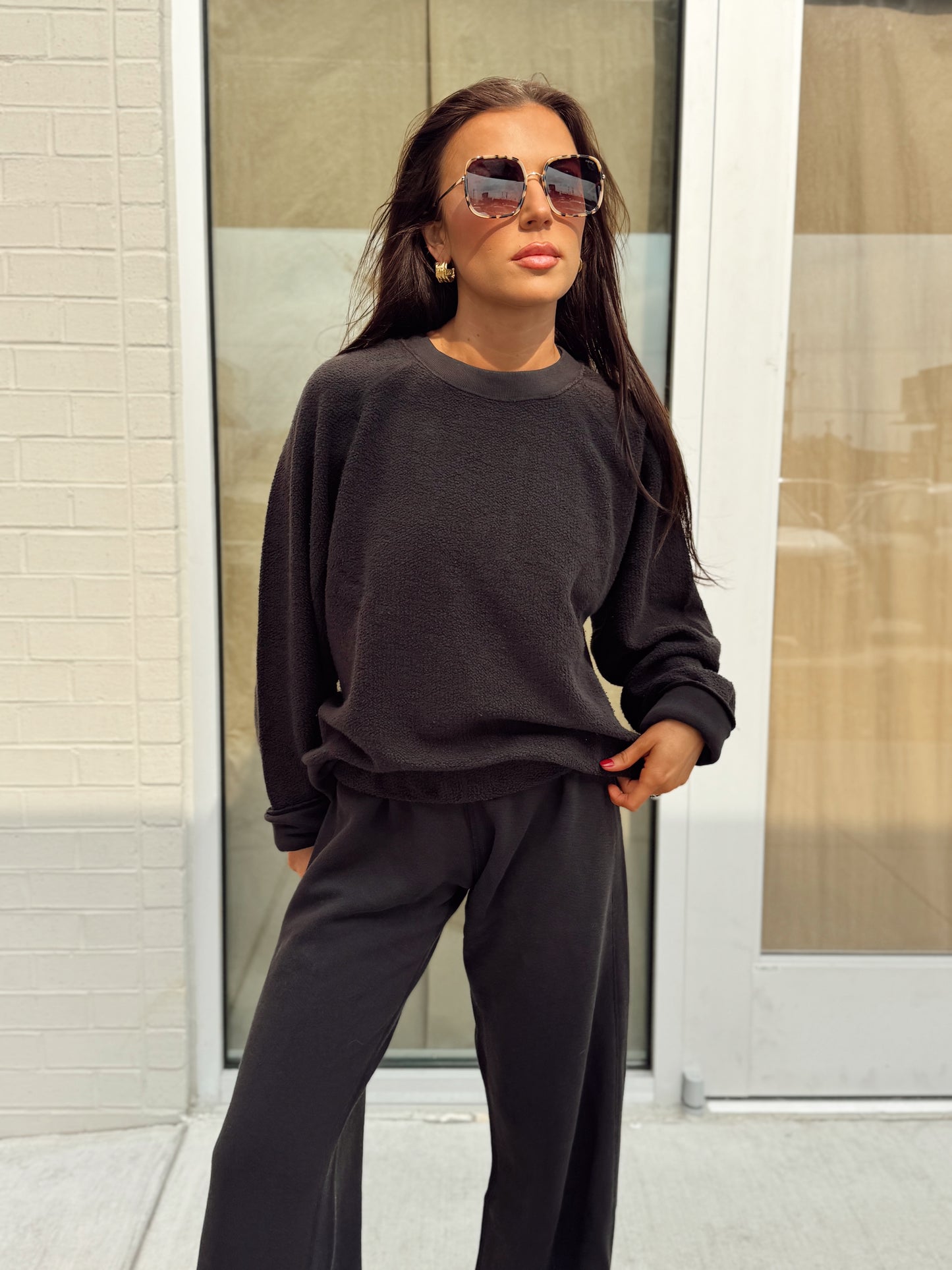 OVERSIZED ZIGGY SWEATSHIRT