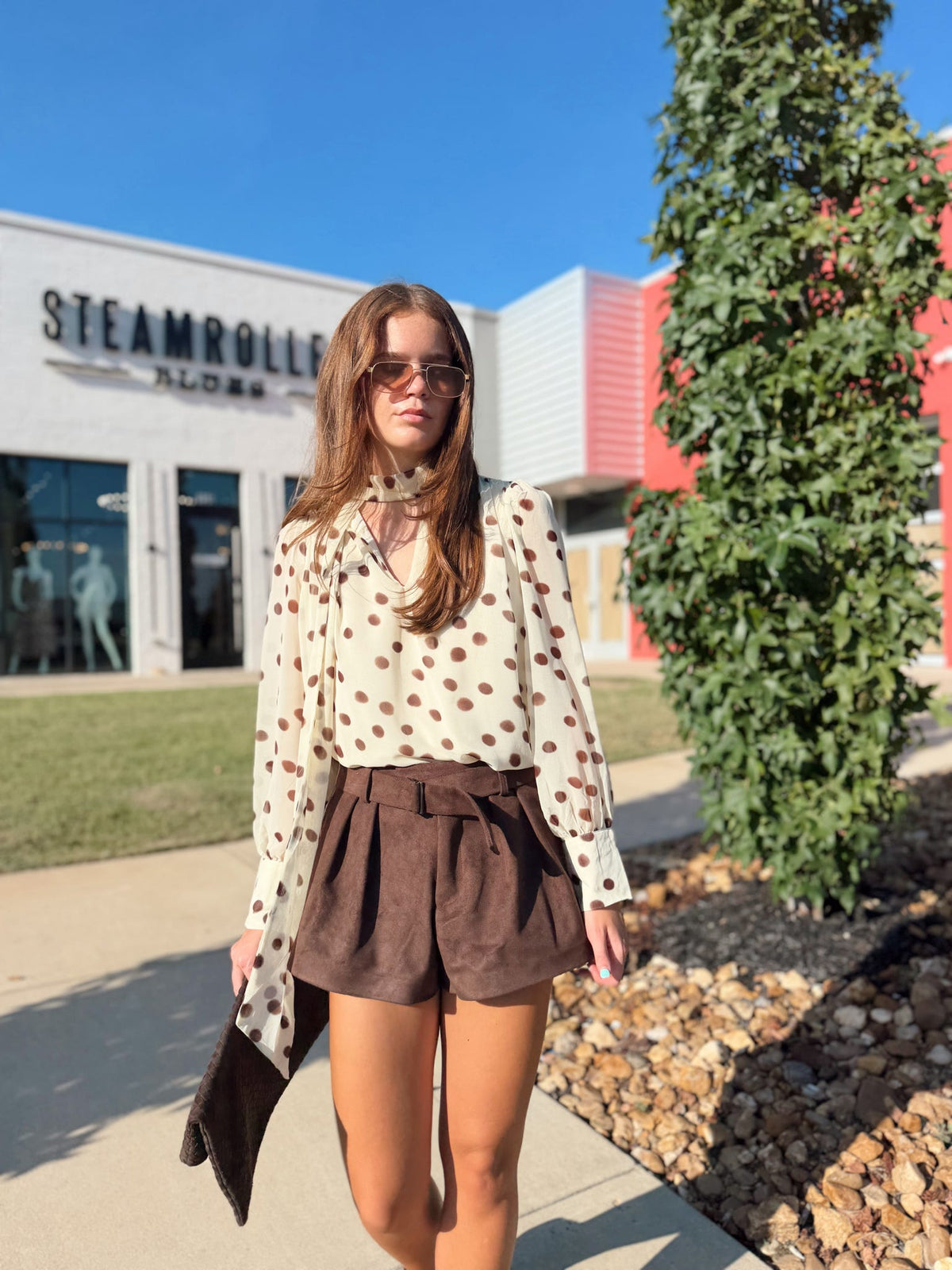 CREAM BLOUSE