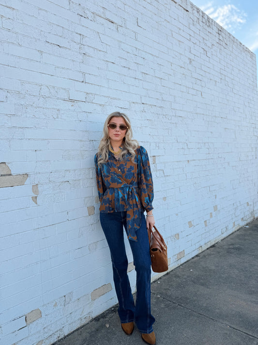 FLORAL BUTTON-UP WITH TIE BELT