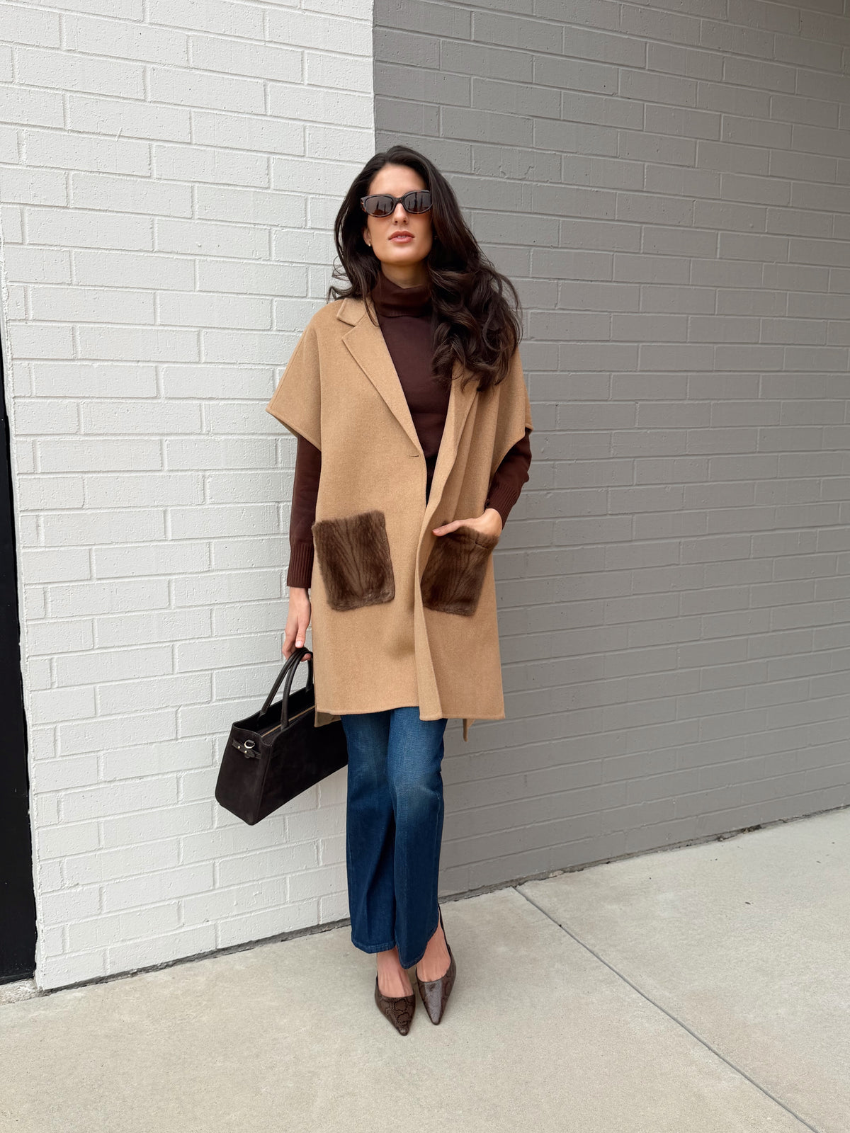 PONCHO FUR W/ POCKETS