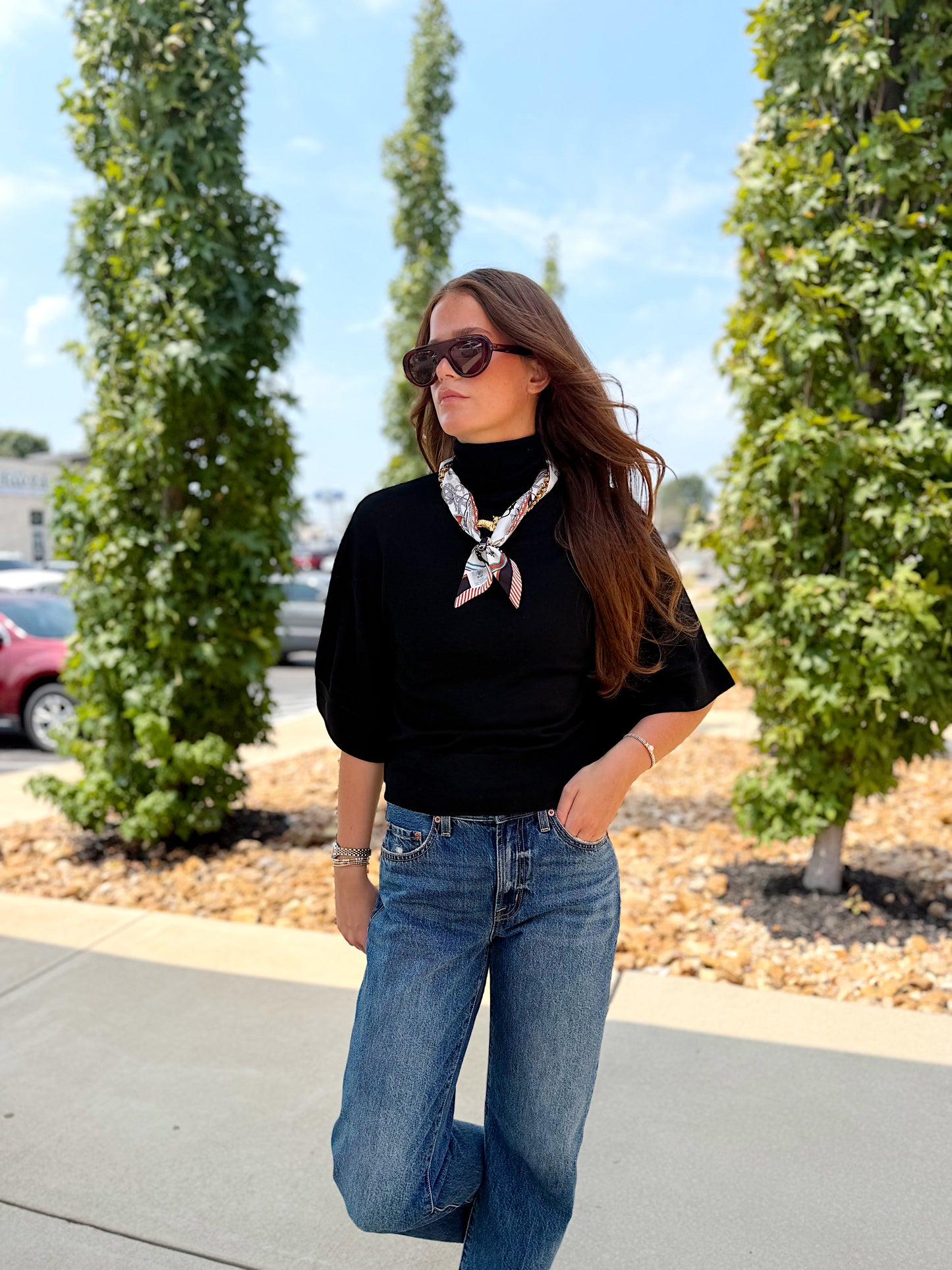 TURTLE NECK HALF SLEEVE SWEATER