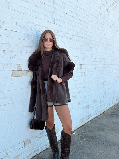 FUR COLLAR CAPE