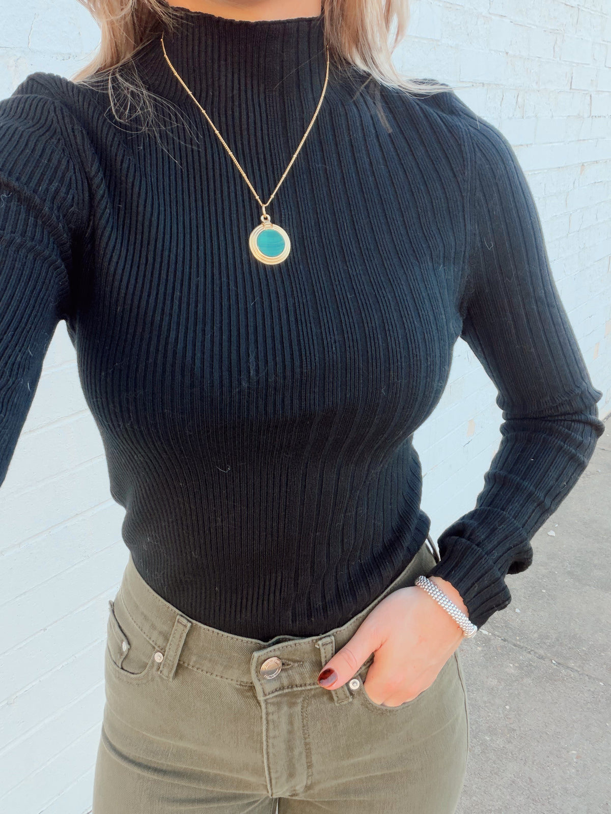 NATE HALF NECK SWEATER