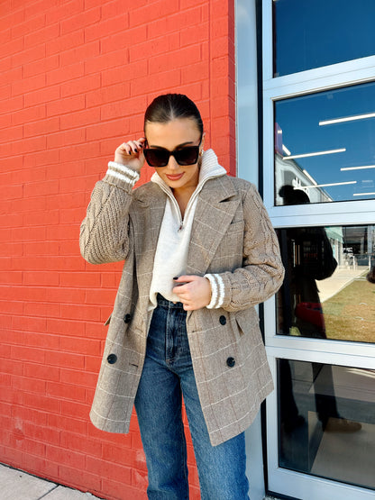 PLAID BLAZER W CABLE KNIT