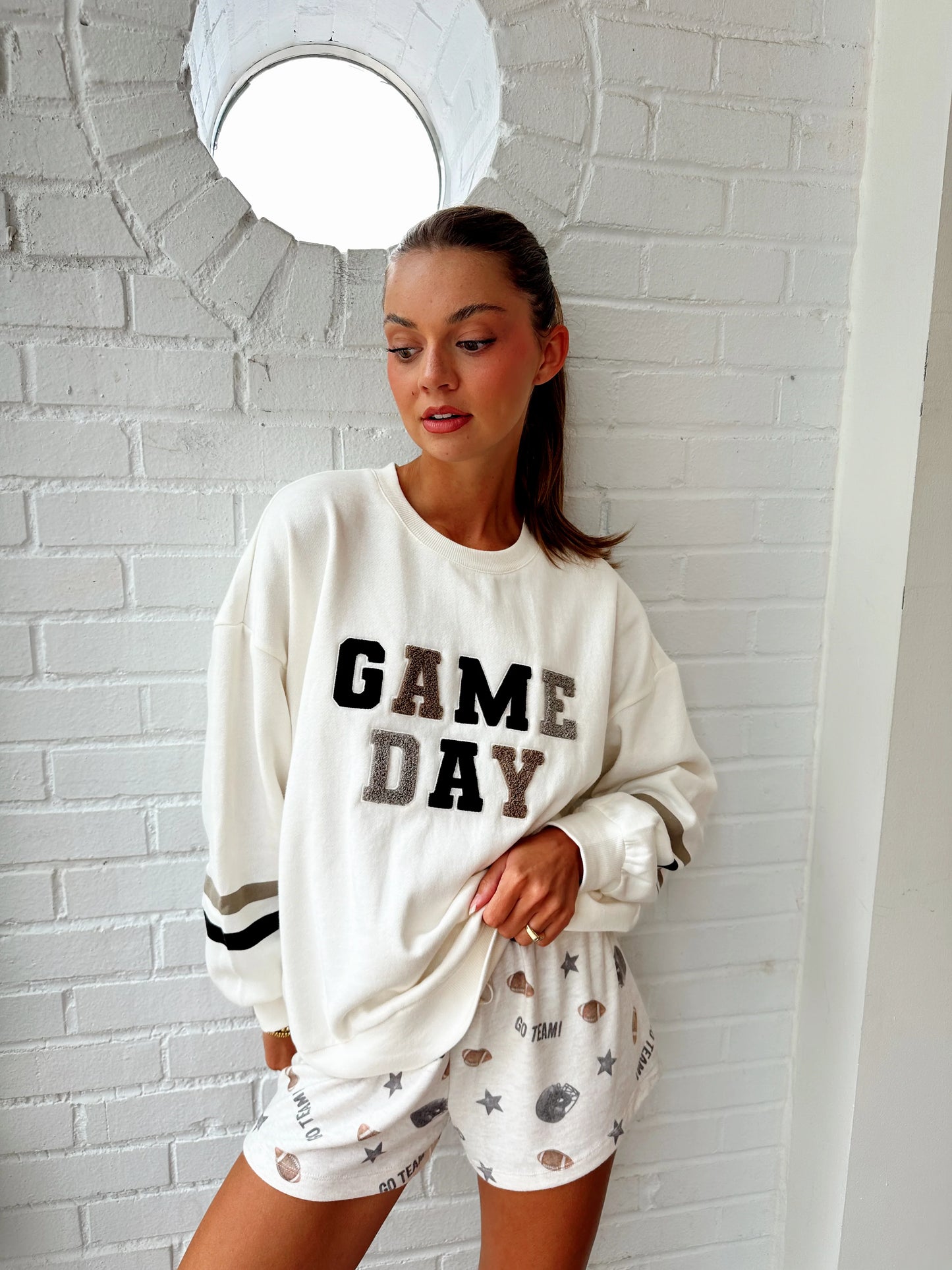 OVERSIZED GAMEDAY SWEATSHIRT