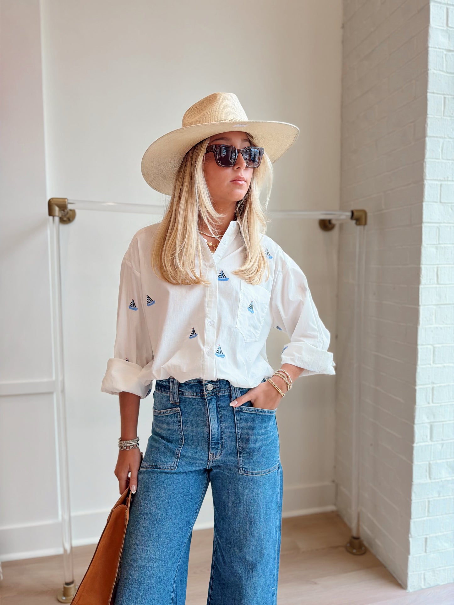 SAIL BOAT BUTTON DOWN