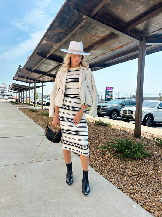 STRIPE KNIT SKIRT