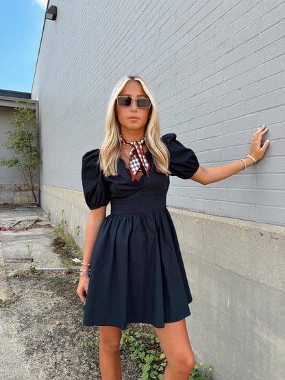 SCALLOPED NECKLINE DRESS