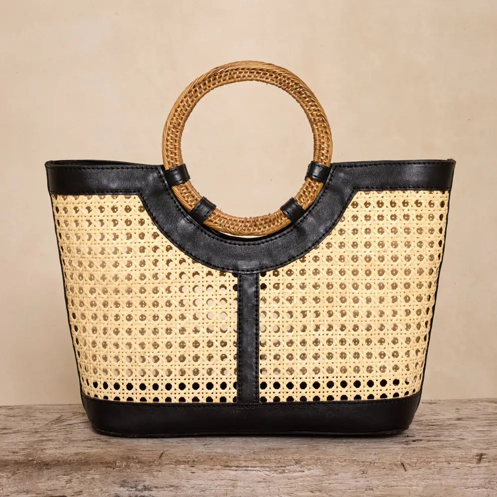 LARGE LEATHER TOTE WITH RATTAN HANDLE