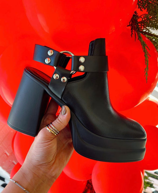 HYBRID HARNESS BOOTS