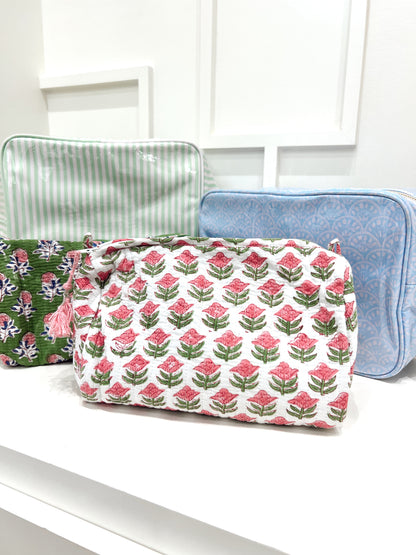 QUILTED MAKEUP BAG